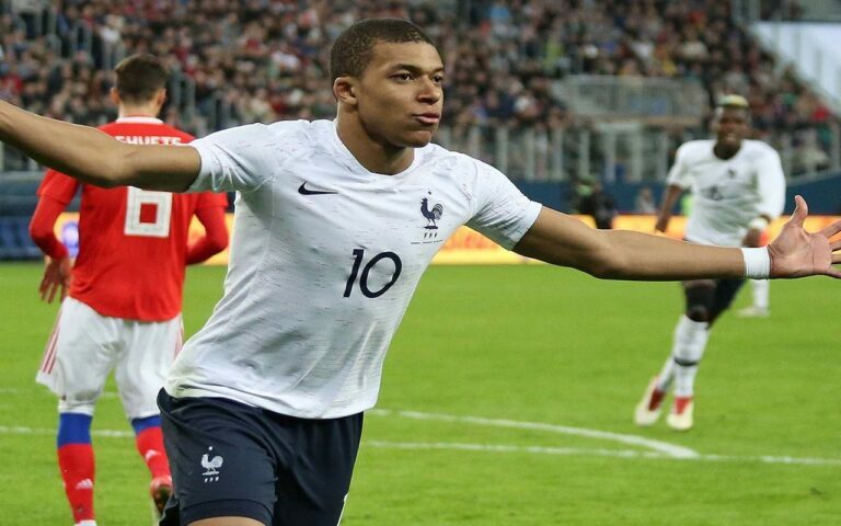 kylian mbappe stipendio