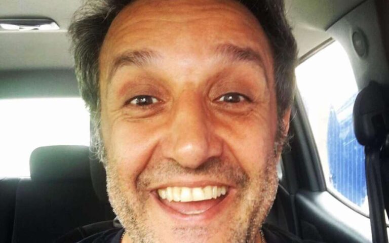 flavio insinna stipendio e patrimonio